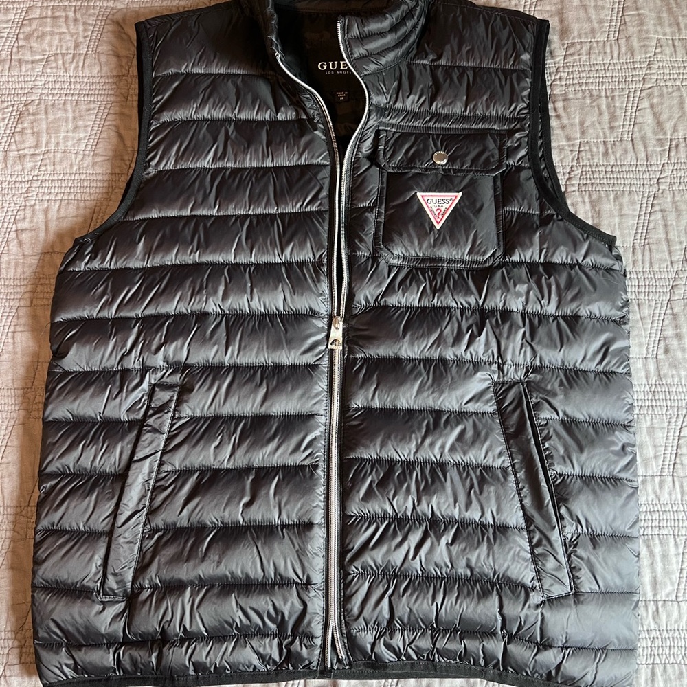 GUESS Mens Black Nano Puffer Vest Size Medium Full Zip Like New